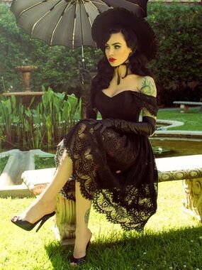 3X Southern Gothic Skirt in Black La Femme En Noir